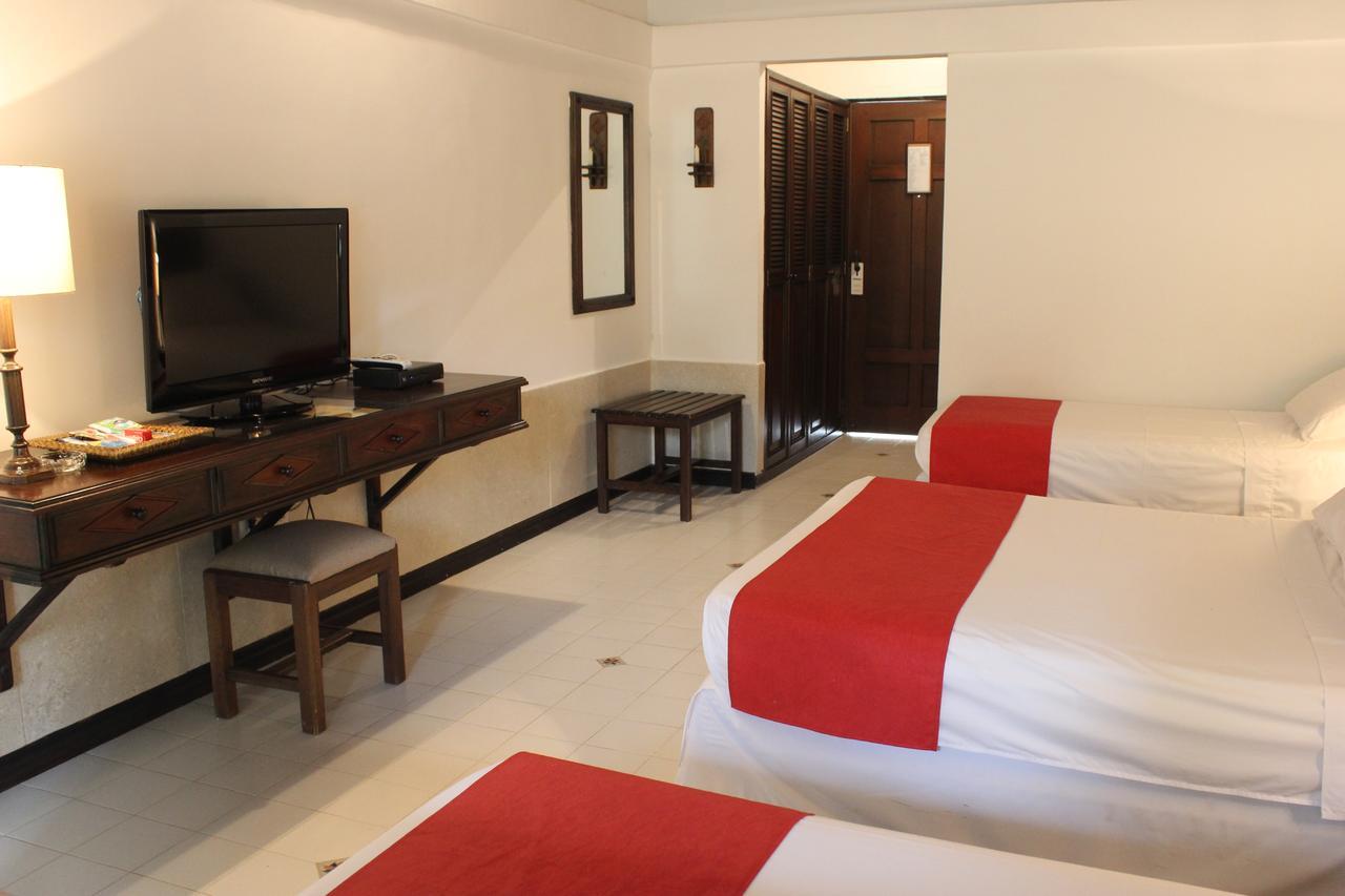 Hotel Acuarela La Granja Bagian luar foto