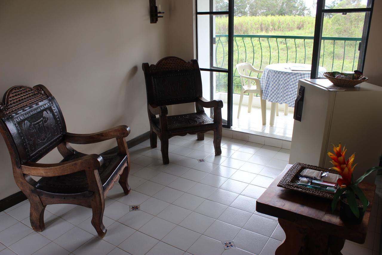Hotel Acuarela La Granja Bagian luar foto