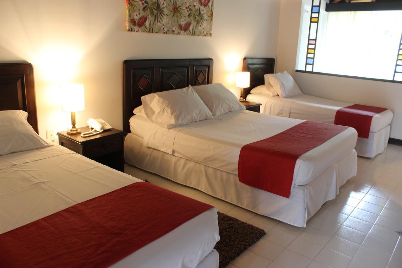 Hotel Acuarela La Granja Bagian luar foto