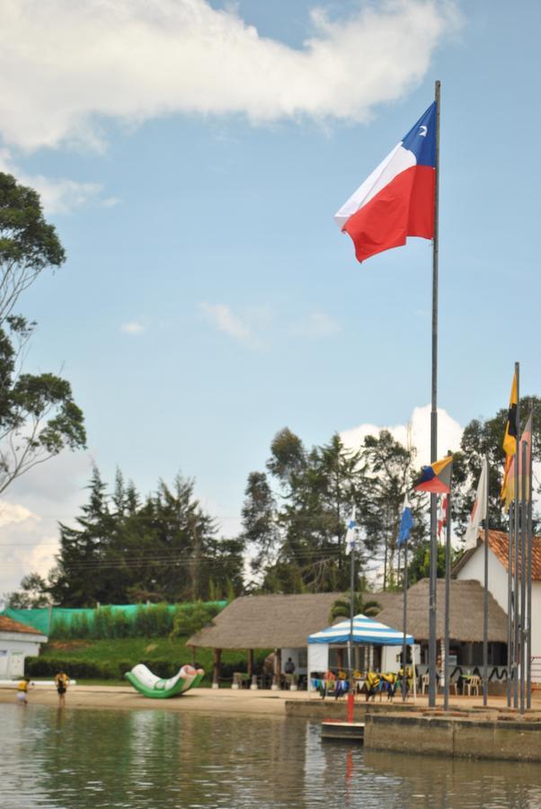 Hotel Acuarela La Granja Bagian luar foto